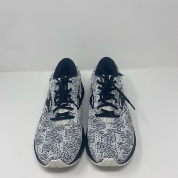 Brooks Adrenaline GTS 21 White/Grey/Black, size 12 (M)